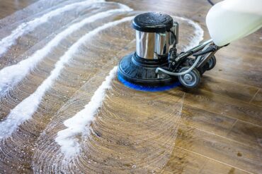 Floor cleaning or polishing